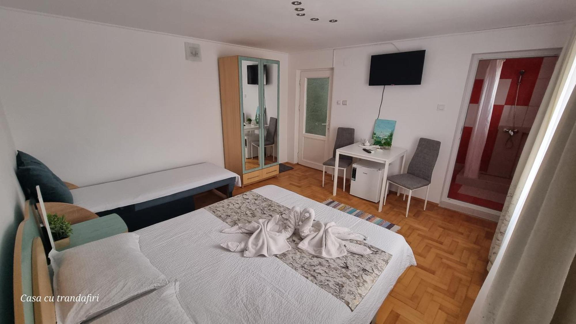 Casa Cu Trandafiri Murighiol Esterno foto
