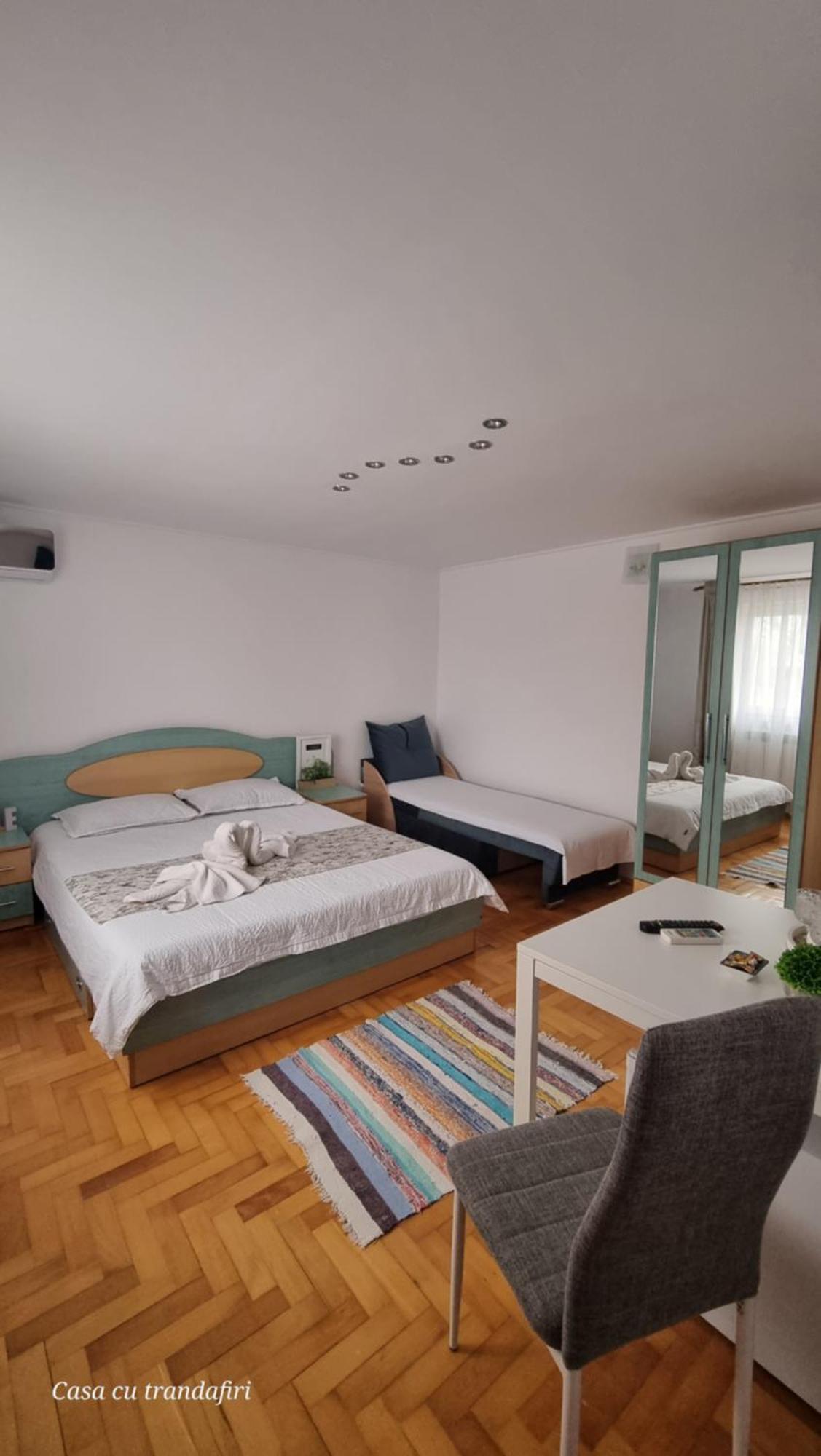 Casa Cu Trandafiri Murighiol Esterno foto