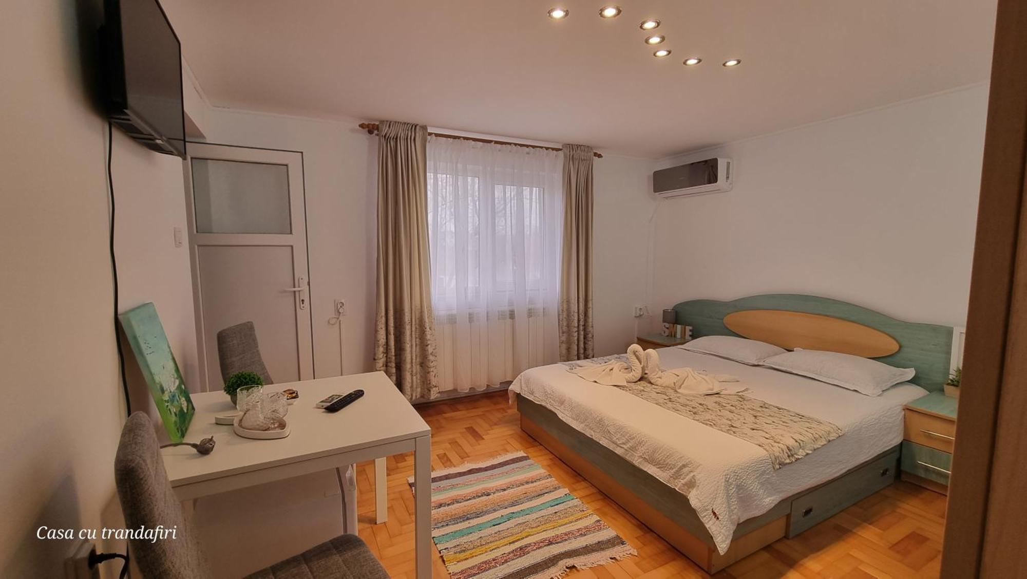 Casa Cu Trandafiri Murighiol Esterno foto